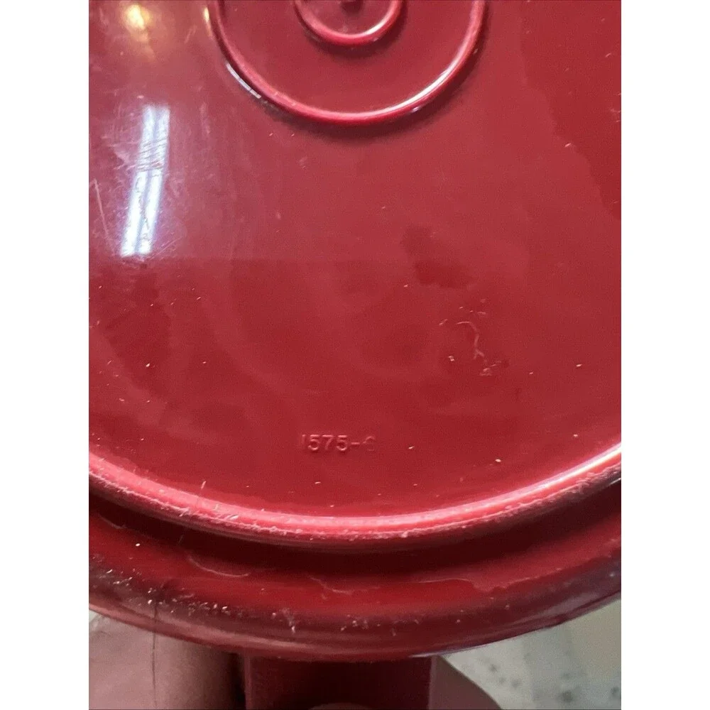 Vintage 1970's Tupperware Orange Short Pitcher Push Button Seal #1575-6